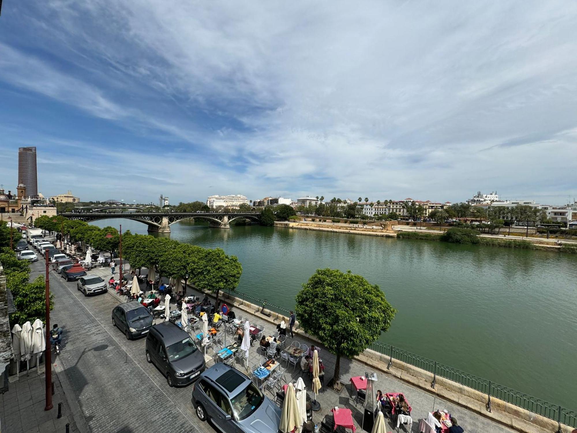 Wonderful Duplex In Calle Betis Apartamento Sevilha Exterior foto